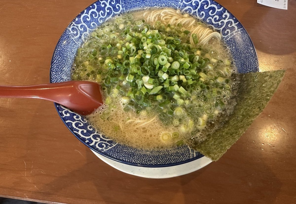 食べる前のラーメンの実物写真