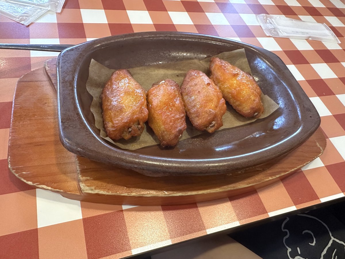 サイゼリヤの辛味チキンの実物写真